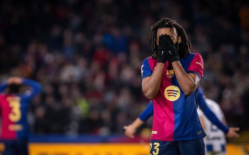Barca kiểm soát nhưng bế tắc trong khâu dứt điểm