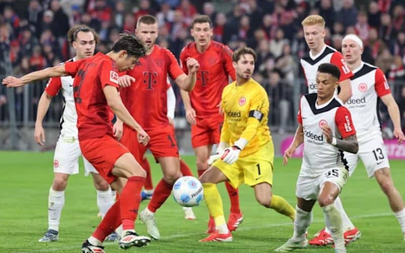 Bayern áp đảo ngay từ đầu, Olise khai thông thế bế tắc