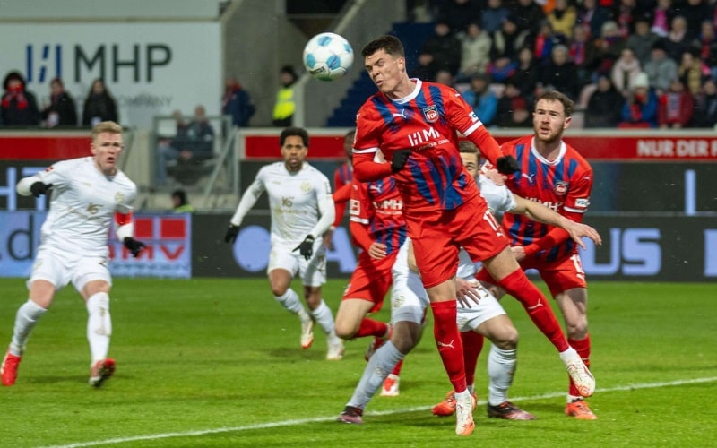 Mainz khẳng định sức mạnh với chiến thắng 2-0