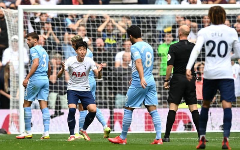 Man City sớm áp đảo, Haaland ghi dấu ấn